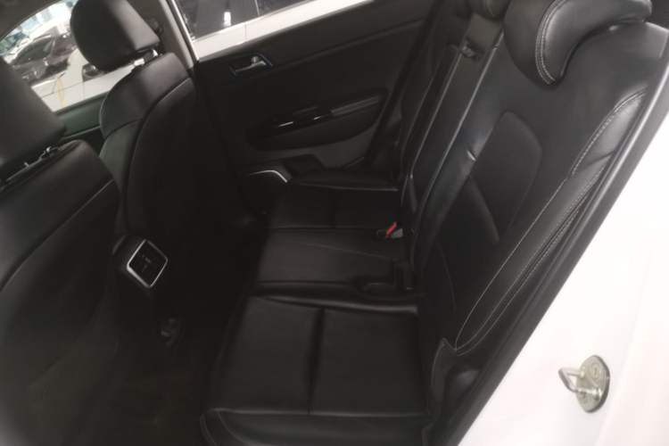 Used Kia KX5 2016 1.6T Automatic Two-Wheel Drive DLX Left Rear Seat