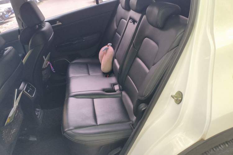 Used Kia KX5 2016 1.6T Automatic Two-Wheel Drive DLX Left Rear Seat