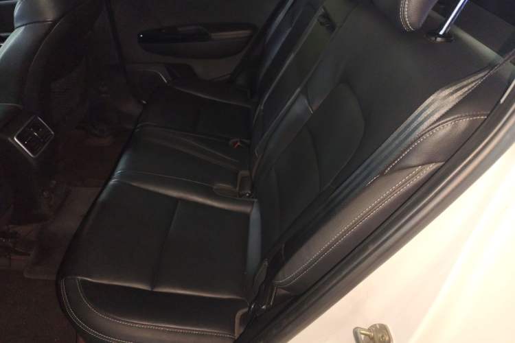 Used Kia KX5 2016 1.6T Automatic Two-Wheel Drive Premium Left Rear Seat