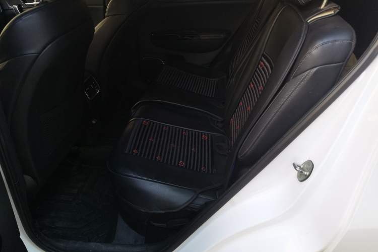 Used Kia KX5 2016 1.6T Automatic Two-Wheel Drive DLX Left Rear Seat