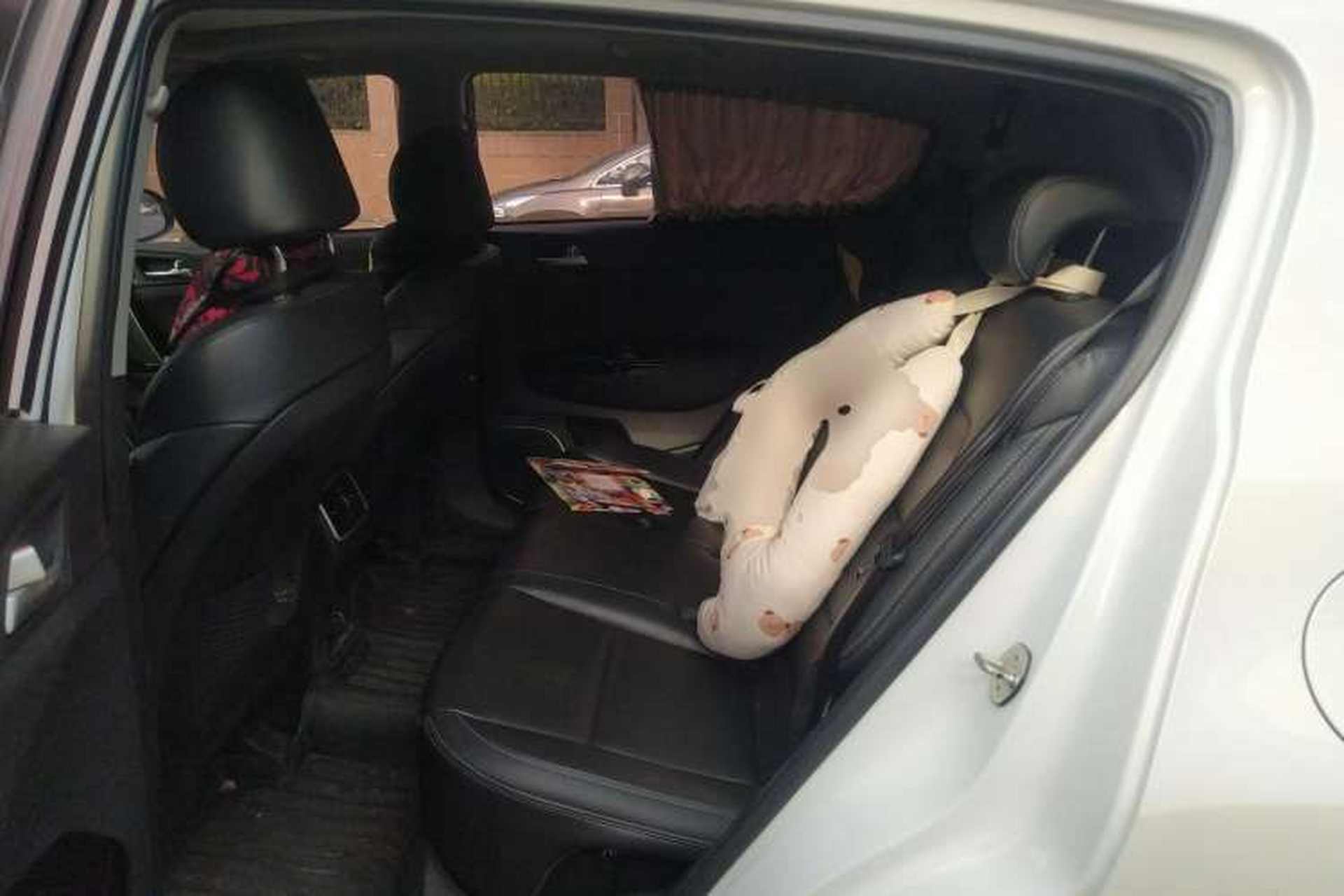 Used Kia KX5 2016 1.6T Automatic Two-Wheel Drive DLX Left Rear Seat