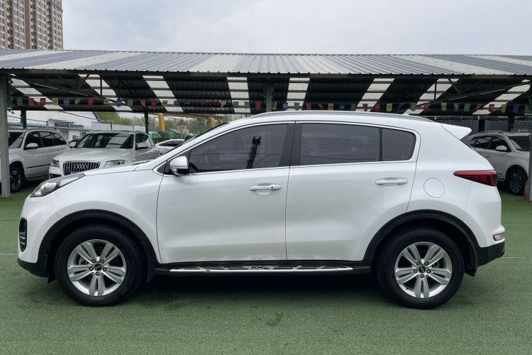 Used Kia KX5 2016 1.6T Automatic Two-Wheel Drive DLX Left Side