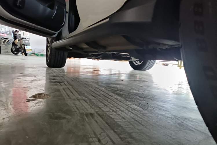 Used Kia KX5 2016 1.6T Automatic Two-Wheel Drive Premium Left Side Sill