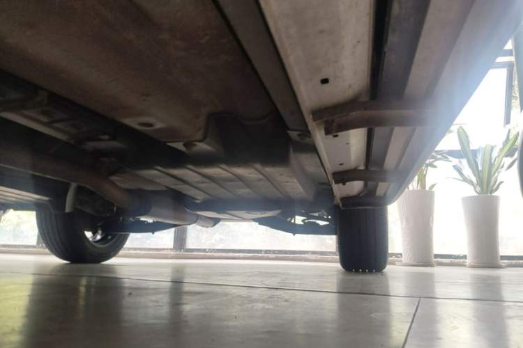 Used Kia KX5 2016 1.6T Automatic Two-Wheel Drive DLX Left Side Sill