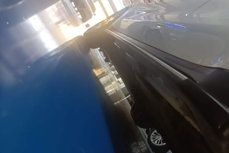 Used Kia KX5 2016 1.6T Automatic Two-Wheel Drive DLX Left Side Sill