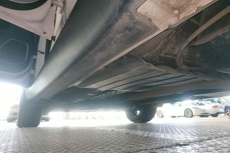 Used Kia KX5 2016 1.6T Automatic Two-Wheel Drive DLX Left Side Sill