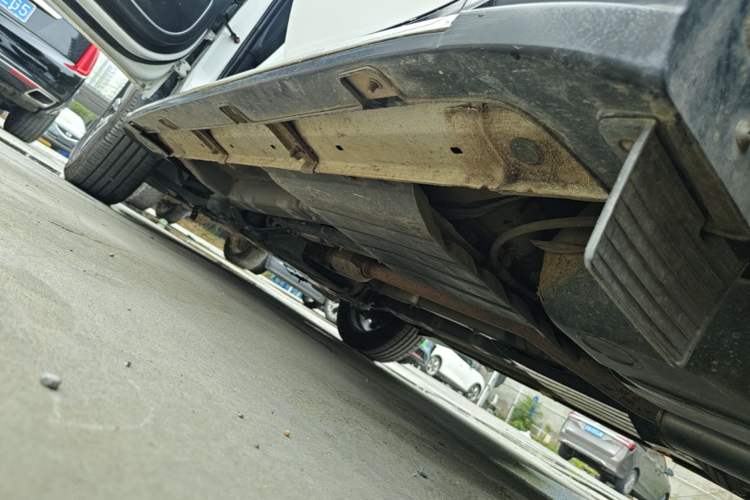 Used Kia KX5 2016 2.0L Automatic 2WD Premium Left Side Sill