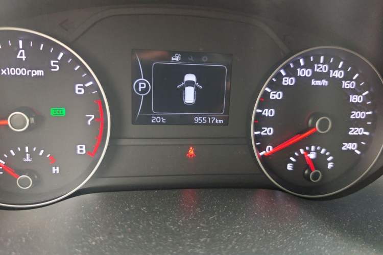 Used Kia KX5 2016 1.6T Automatic Two-Wheel Drive DLX Odometer Close Up