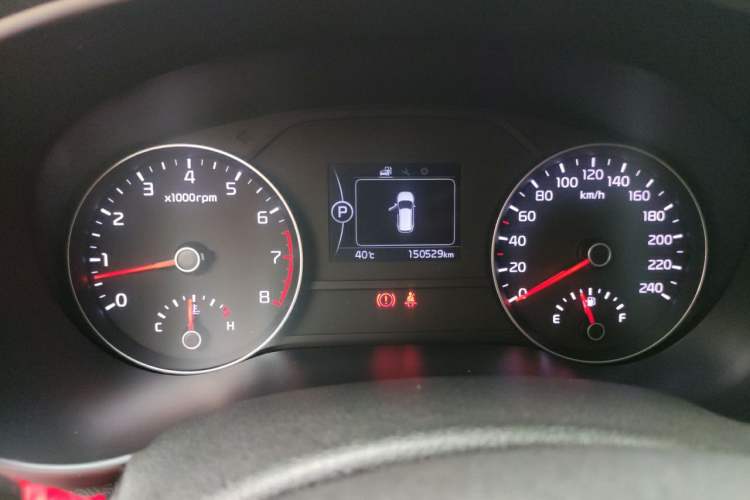 Used Kia KX5 2016 2.0L Automatic 2WD GLS Odometer Close Up
