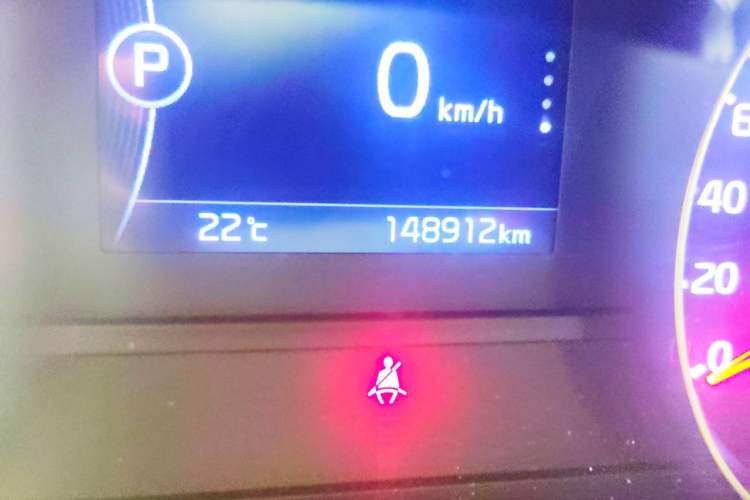 Used Kia KX5 2016 1.6T Automatic Two-Wheel Drive DLX Odometer Close Up