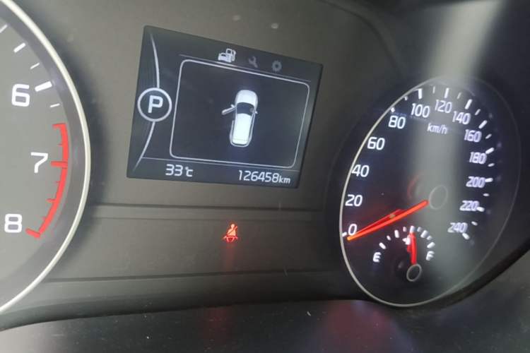 Used Kia KX5 2016 2.0L Automatic 2WD GLS Odometer Close Up