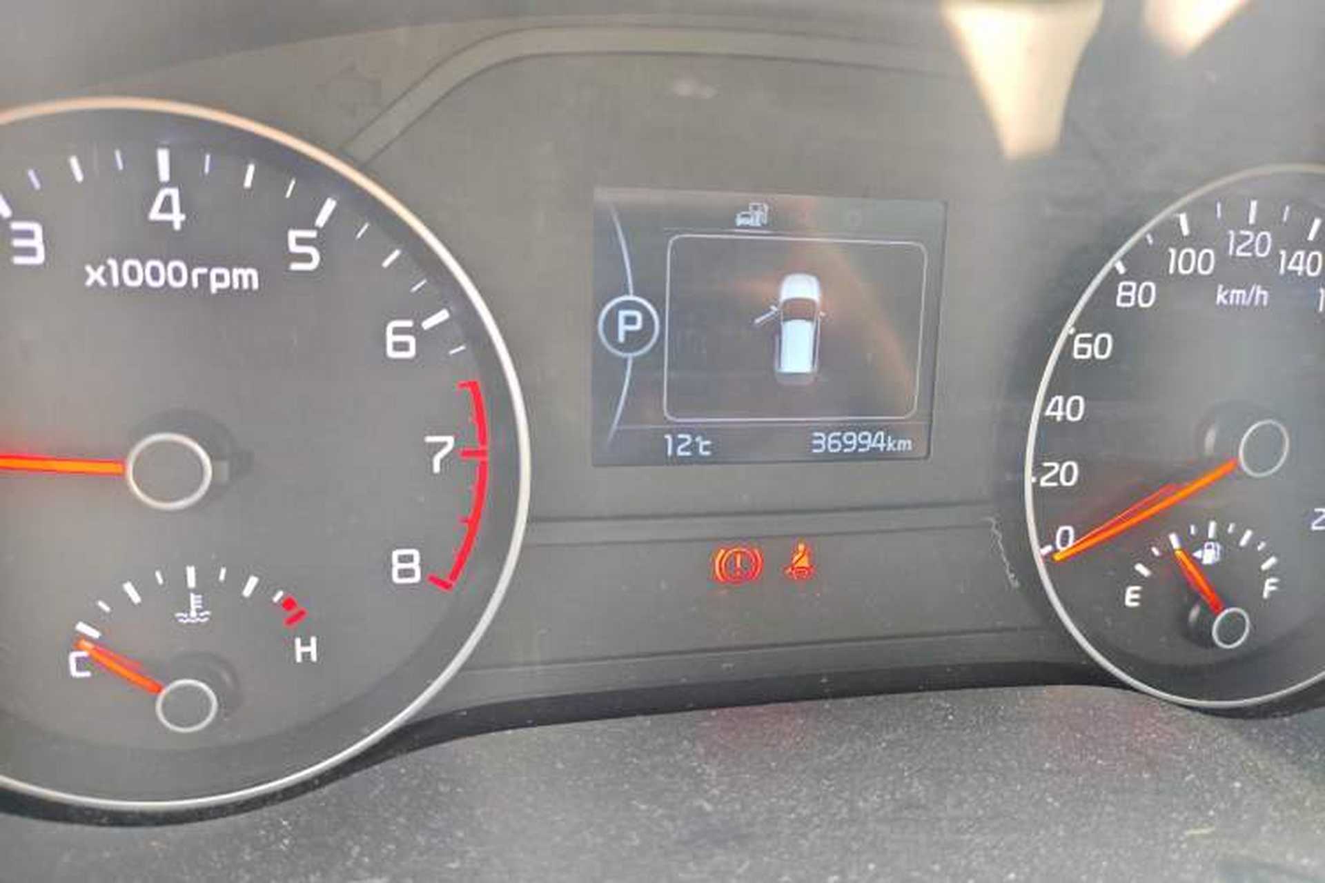 Used Kia KX5 2016 1.6T Automatic Two-Wheel Drive DLX Odometer Close Up