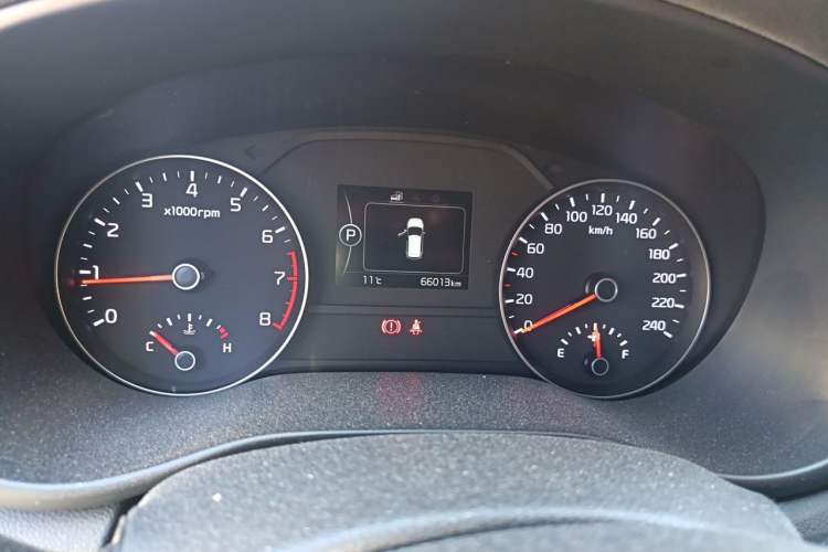 Used Kia KX5 2016 1.6T Automatic Two-Wheel Drive Premium Odometer Close Up