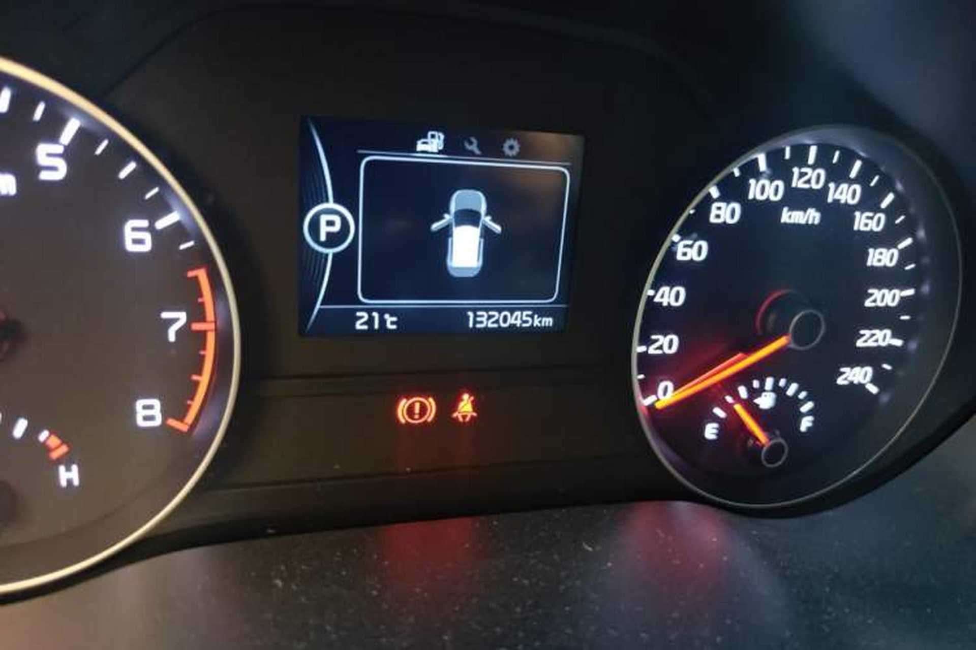 Used Kia KX5 2016 1.6T Automatic Two-Wheel Drive DLX Odometer Close Up