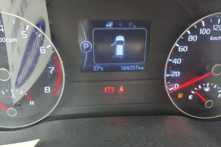 Used Kia KX5 2016 1.6T Automatic Two-Wheel Drive Premium Odometer Close Up