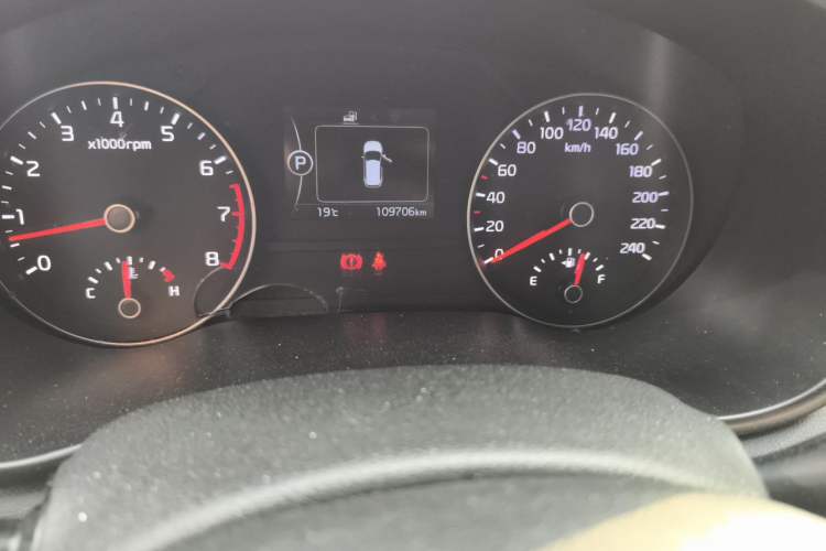 Used Kia KX5 2016 1.6T Automatic Two-Wheel Drive Premium Odometer Close Up