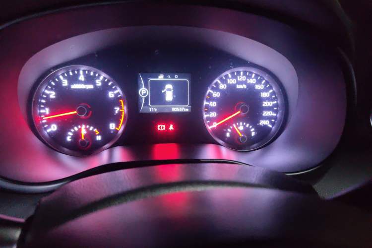 Used Kia KX5 2016 2.0L Automatic 2WD GLS Odometer Close Up
