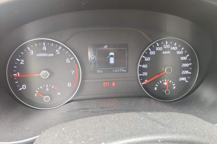 Used Kia KX5 2016 1.6T Automatic Two-Wheel Drive DLX Odometer Close Up