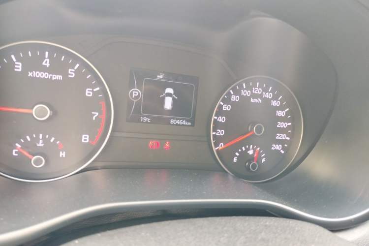 Used Kia KX5 2016 1.6T Automatic Two-Wheel Drive DLX Odometer Close Up