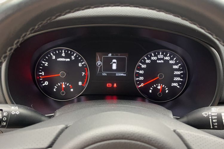 Used Kia KX5 2016 1.6T Automatic Two-Wheel Drive DLX Odometer Close Up