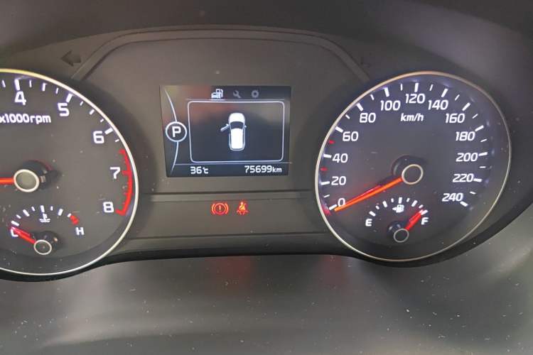 Used Kia KX5 2016 1.6T Automatic Two-Wheel Drive Premium Odometer Close Up