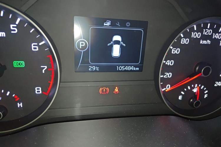 Used Kia KX5 2016 2.0L Automatic 2WD GLS Odometer Close Up