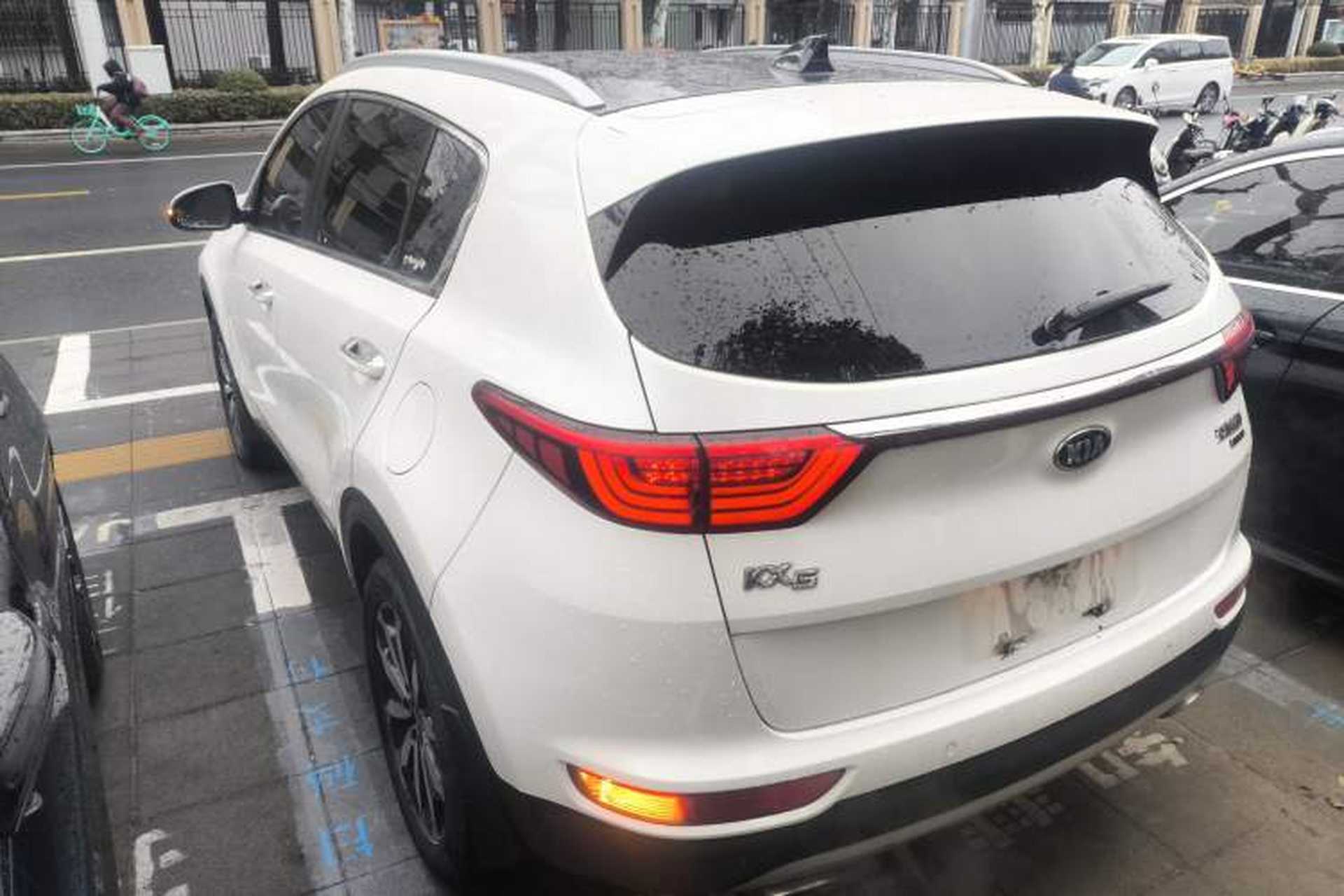 Used Kia KX5 2016 2.0L Automatic 2WD Premium Rear Left 45 Deg