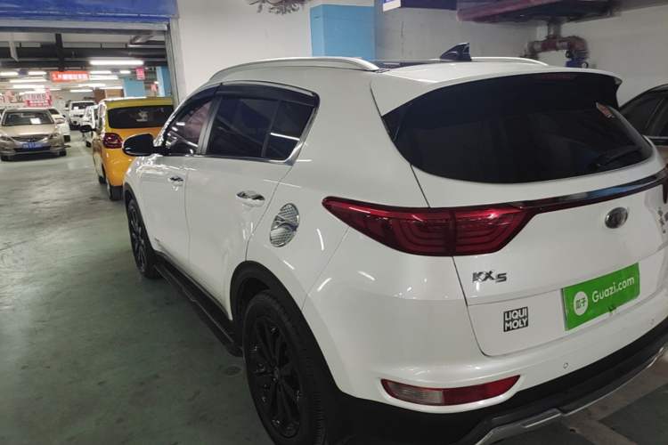 Used Kia KX5 2016 2.0L Automatic 2WD Premium Rear Left 45 Deg