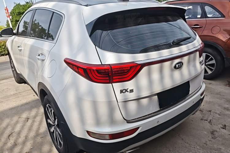 Used Kia KX5 2016 1.6T Automatic Two-Wheel Drive DLX Rear Left 45 Deg