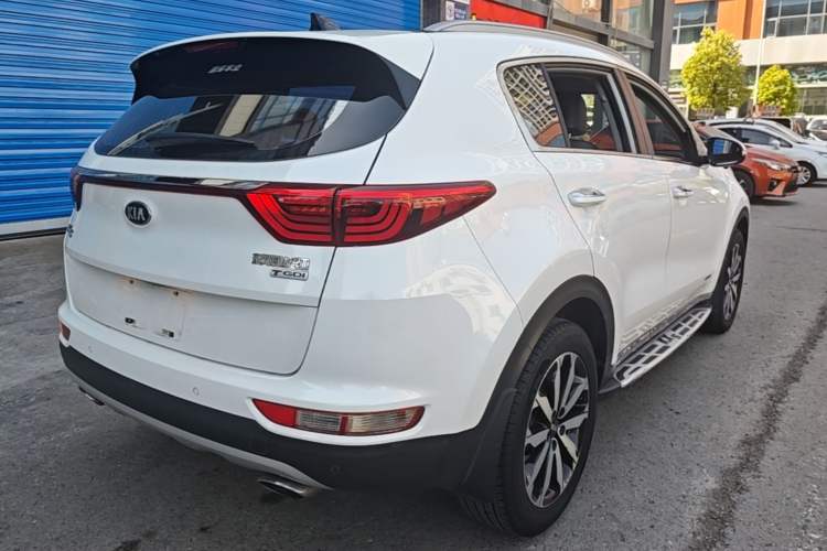 Used Kia KX5 2016 1.6T Automatic Two-Wheel Drive DLX Rear Right 45 Deg