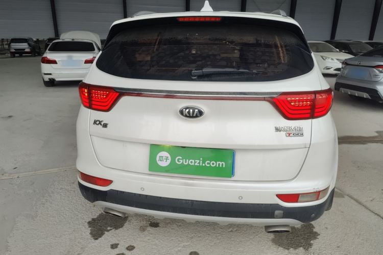 Used Kia KX5 2016 1.6T Automatic Two-Wheel Drive DLX Rear