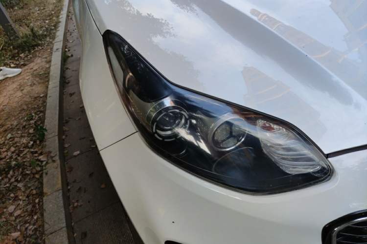 Used Kia KX5 2016 2.0L Automatic 2WD GLS Right Front Headlight