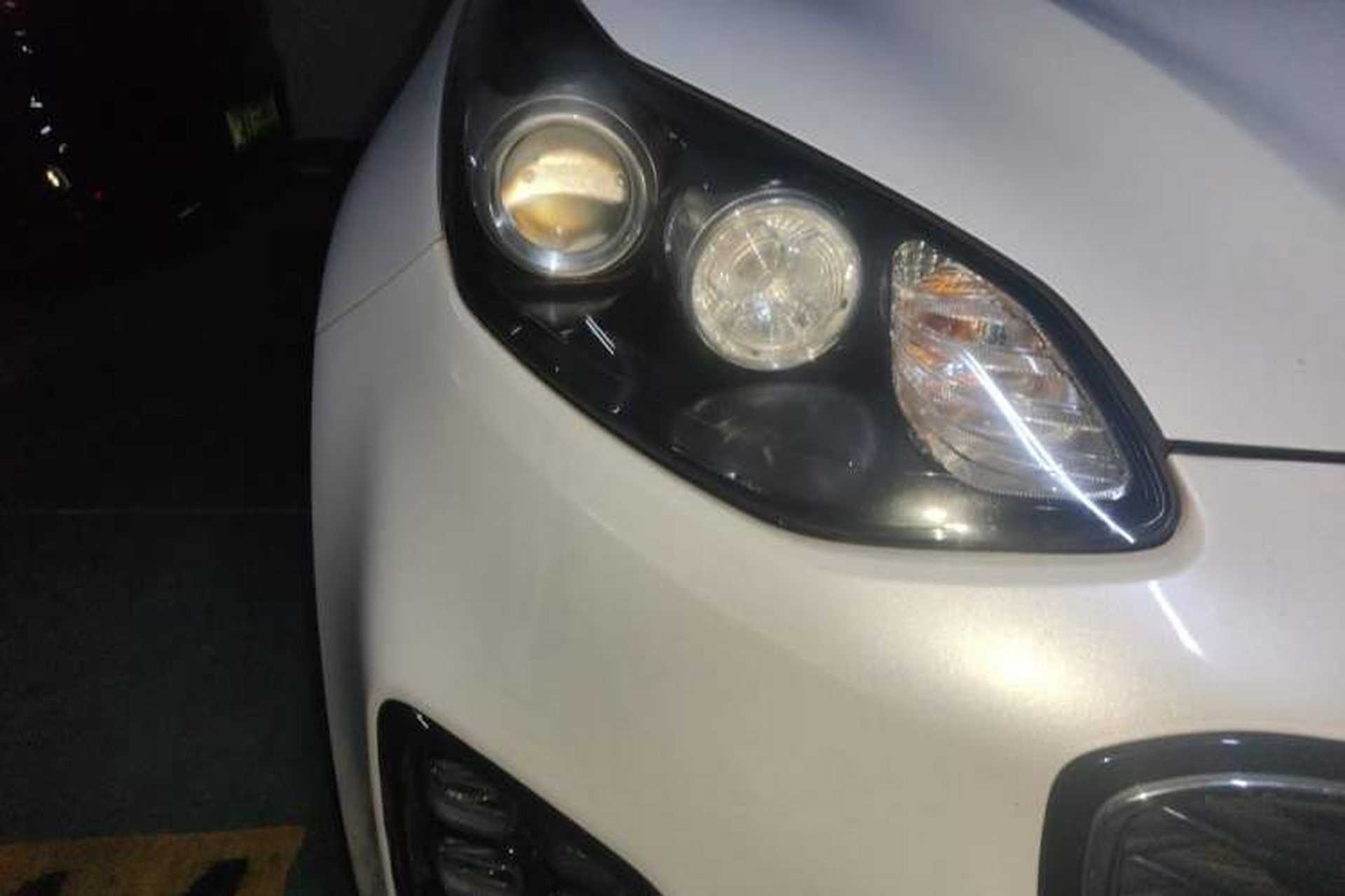 Used Kia KX5 2016 2.0L Automatic 2WD GLS Right Front Headlight