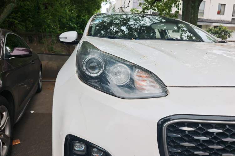 Used Kia KX5 2016 1.6T Automatic Two-Wheel Drive Premium Right Front Headlight