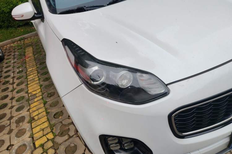Used Kia KX5 2016 2.0L Automatic 2WD GLS Right Front Headlight