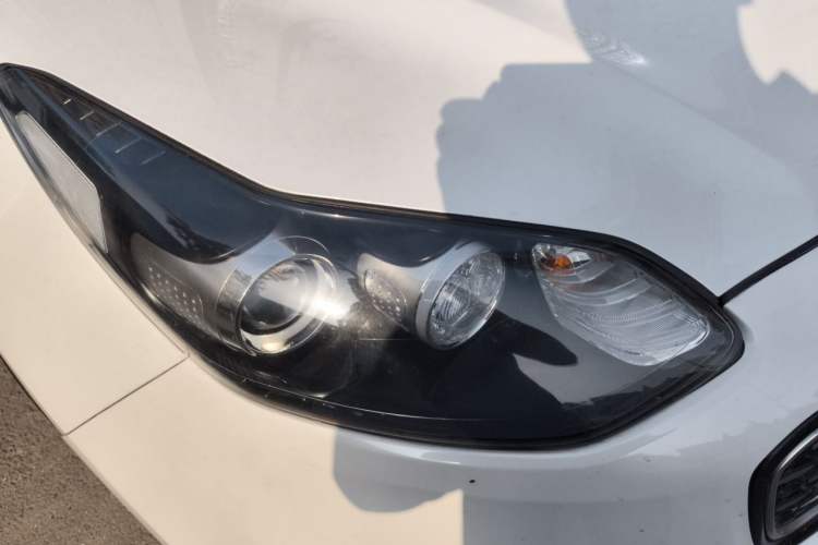 Used Kia KX5 2016 1.6T Automatic Two-Wheel Drive Premium Right Front Headlight