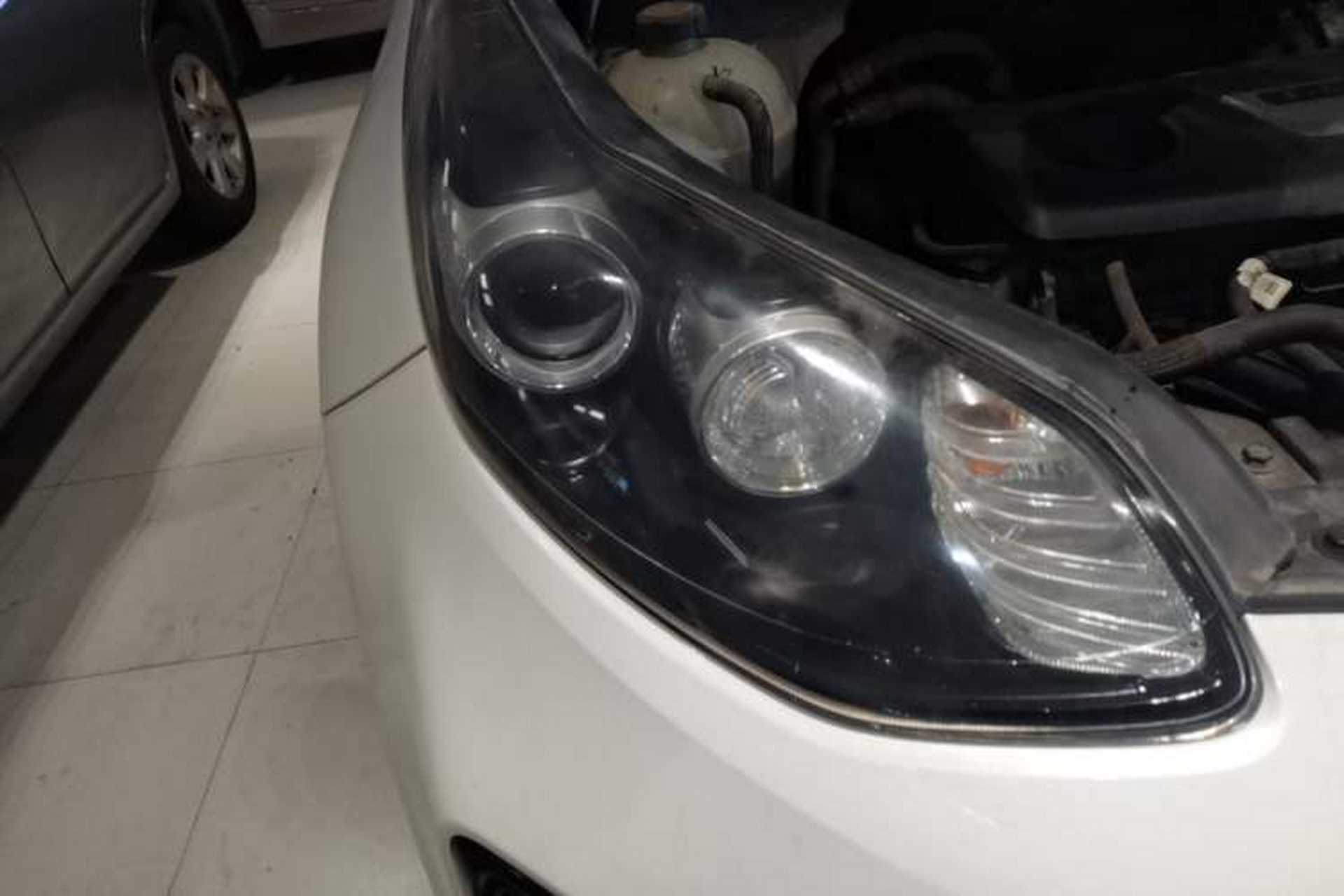 Used Kia KX5 2016 1.6T Automatic Two-Wheel Drive DLX Right Front Headlight