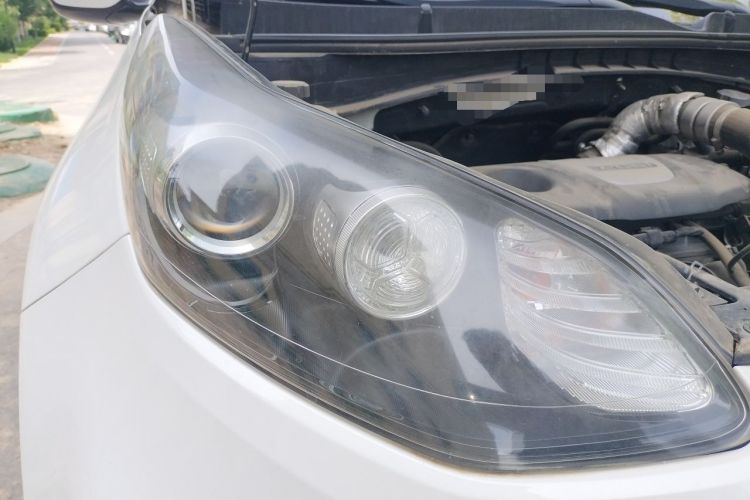 Used Kia KX5 2016 1.6T Automatic Two-Wheel Drive DLX Right Front Headlight
