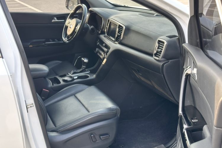 Used Kia KX5 2016 1.6T Automatic Two-Wheel Drive DLX Right Front Seat