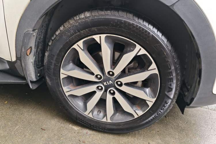 Used Kia KX5 2016 2.0L Automatic 2WD Premium Right Front Wheel Hub