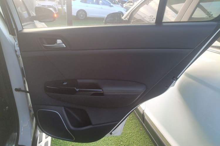 Used Kia KX5 2016 1.6T Automatic Two-Wheel Drive DLX Right Rear Door Interior