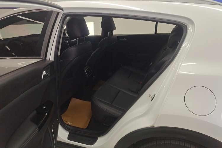 Used Kia KX5 2016 2.0L Automatic 2WD GLS Right Rear Seat
