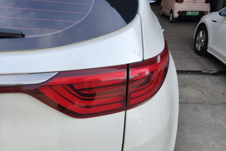 Used Kia KX5 2016 2.0L Automatic 2WD GL Right Rear Taillight
