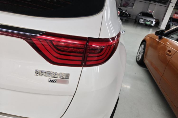Used Kia KX5 2016 2.0L Automatic 2WD GLS Right Rear Taillight