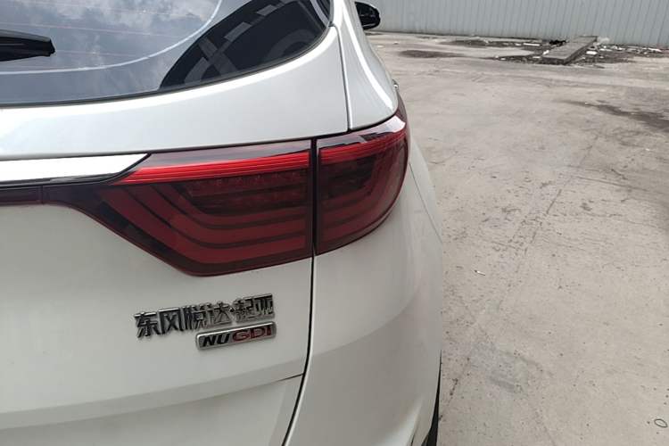 Used Kia KX5 2016 2.0L Automatic 2WD GLS Right Rear Taillight