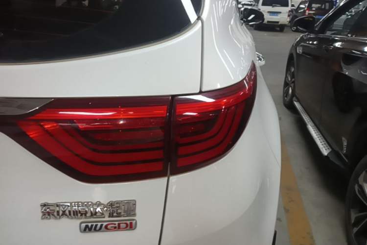 Used Kia KX5 2016 2.0L Automatic 2WD GLS Right Rear Taillight