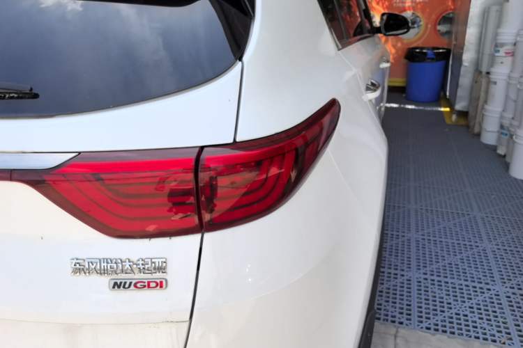 Used Kia KX5 2016 2.0L Automatic 2WD Premium Right Rear Taillight