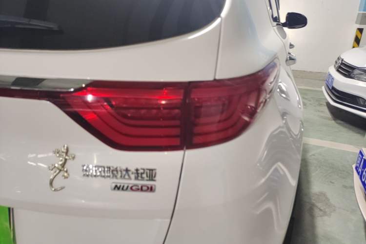 Used Kia KX5 2016 2.0L Automatic 2WD Premium Right Rear Taillight