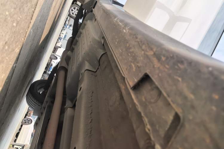 Used Kia KX5 2016 1.6T Automatic Two-Wheel Drive DLX Right Side Sill