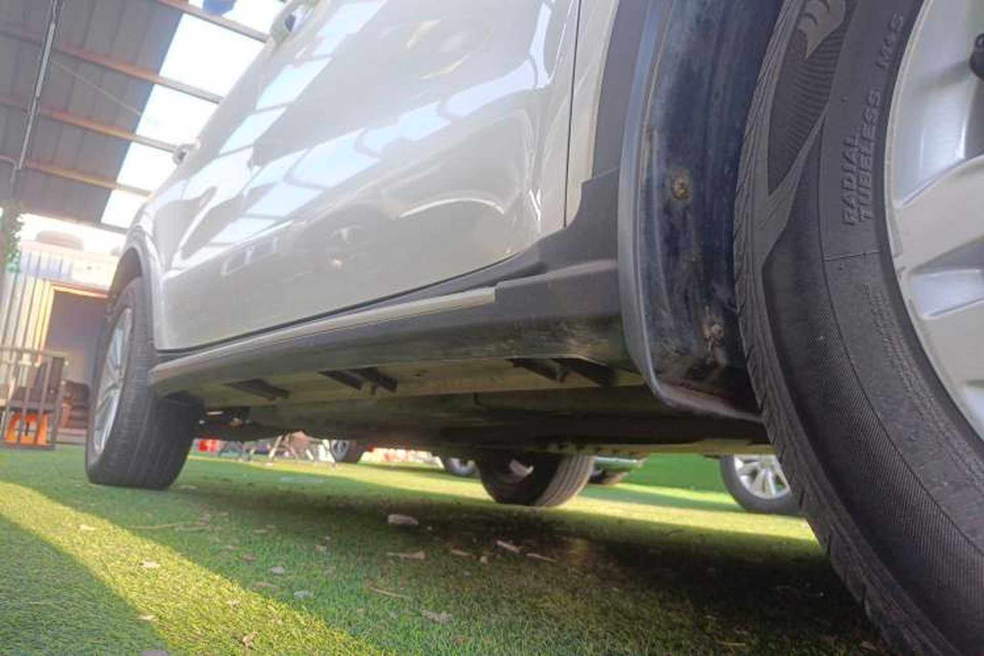 Used Kia KX5 2016 1.6T Automatic Two-Wheel Drive DLX Right Side Sill